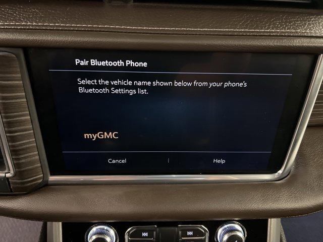 Photo of 2021 White Frost Tri-Coat GMC Yukon