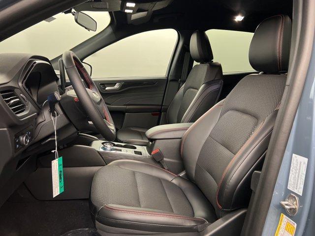 Photo of 2025 Vapor Blue Metallic Ford Escape