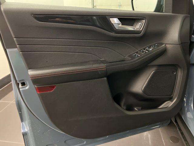 Photo of 2025 Vapor Blue Metallic Ford Escape