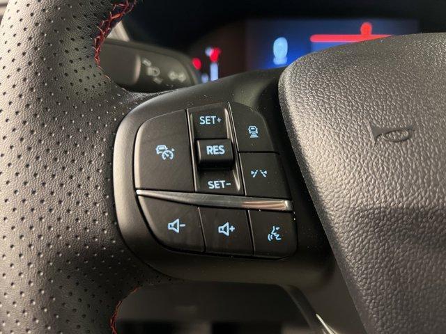 Photo of 2025 Star White Ford Escape