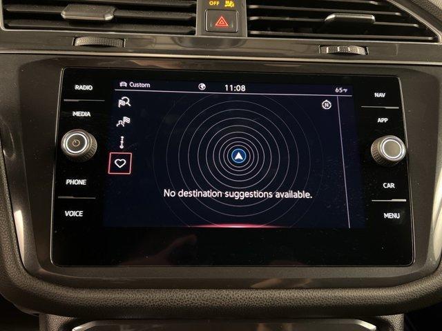Photo of 2022 Deep Black Pearl Effect Volkswagen Tiguan