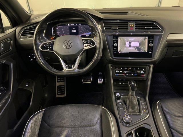 Photo of 2022 Deep Black Pearl Effect Volkswagen Tiguan