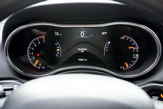 Photo of 2020 White Jeep Grand Cherokee