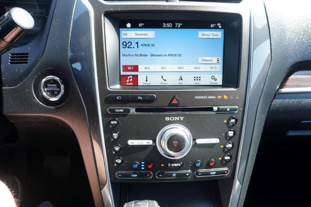 Photo of 2018 Silver Ford Explorer