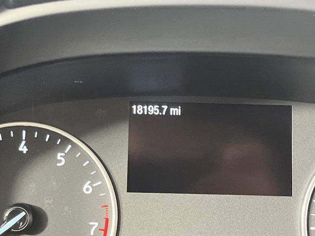 Photo of 2021 Diamond White Ford EcoSport