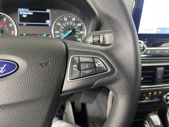 Photo of 2021 Diamond White Ford EcoSport