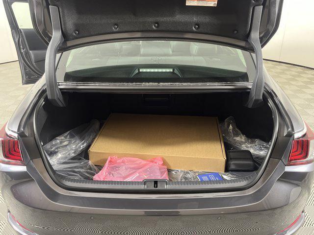 Photo of 2025 Cloudburst Gray Lexus ES 350