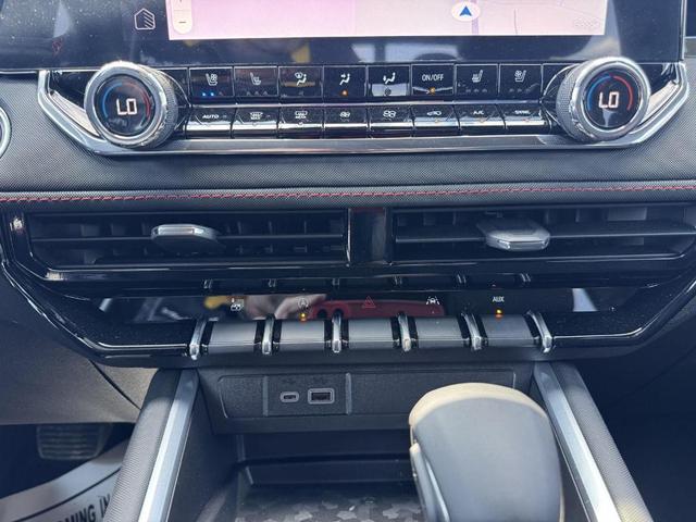 Photo of 2025 Sunrise Orange Chevrolet Colorado