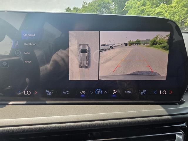 Photo of 2026 Sterling Gray Metallic Chevrolet Traverse