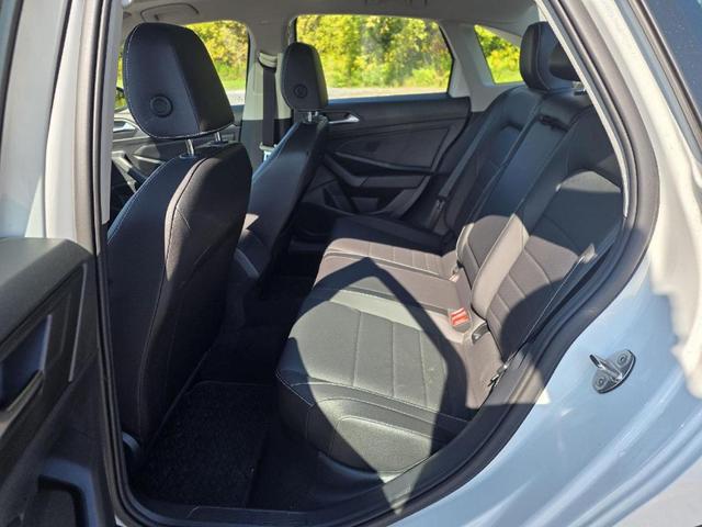 Photo of 2022 Oryx White Pearl Effect Volkswagen Jetta