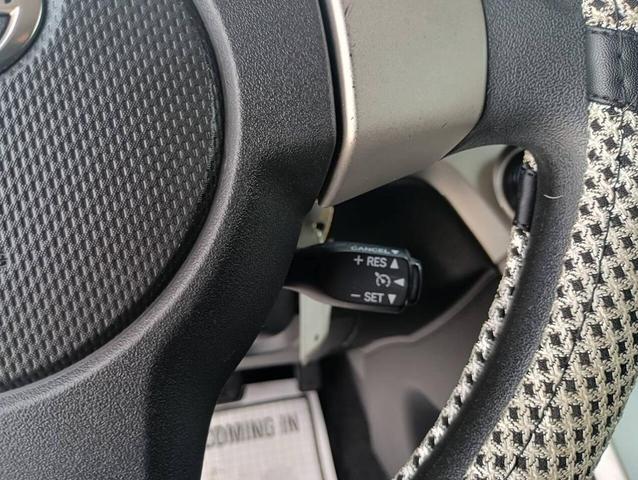 Photo of 2010 Classic Silver Metallic Scion xB
