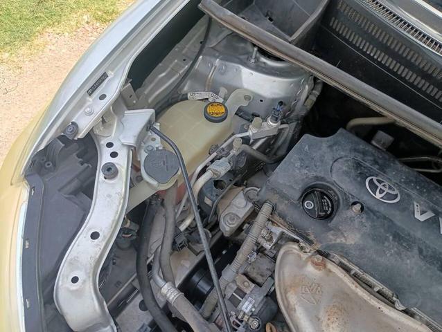 Photo of 2010 Classic Silver Metallic Scion xB