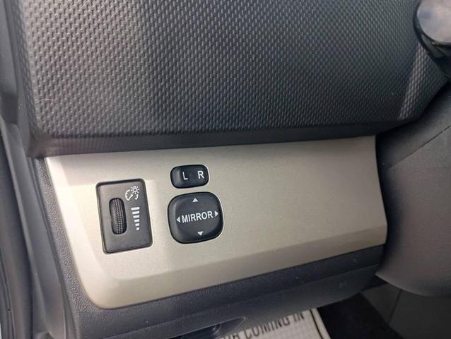 Photo of 2010 Classic Silver Metallic Scion xB