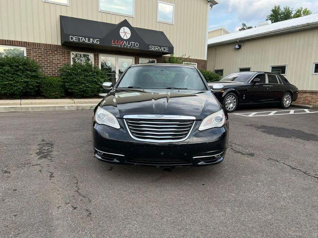 Photo of 2012 Black Chrysler 200