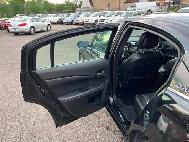 Photo of 2012 Black Chrysler 200