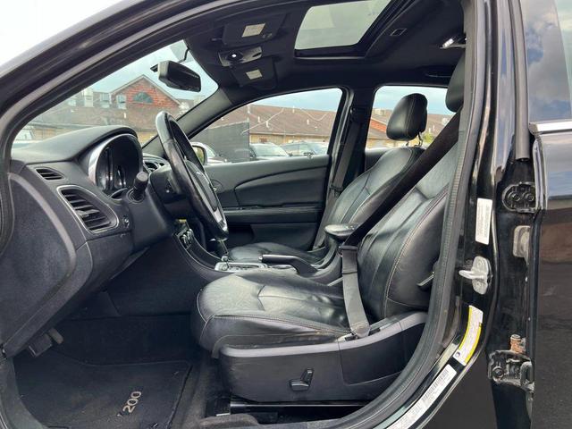 Photo of 2012 Black Chrysler 200