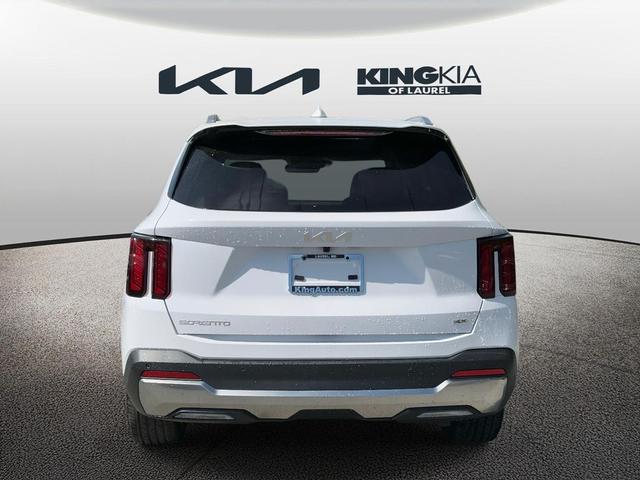 Photo of 2025 Glacial White Pearl Kia Sorento