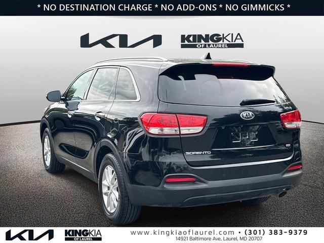 Photo of 2018 Ebony Black Kia Sorento