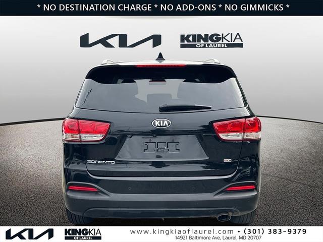 Photo of 2018 Ebony Black Kia Sorento