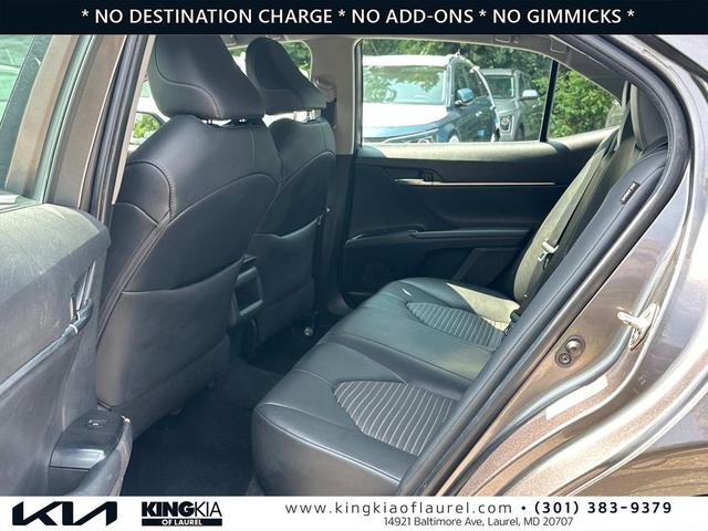 Photo of 2018 Predawn Gray Mica Toyota Camry