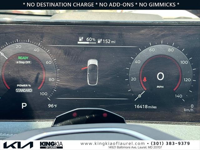 Photo of 2023 Deep Ocean Blue Pearl/Black Diamond Pearl Nissan ARIYA