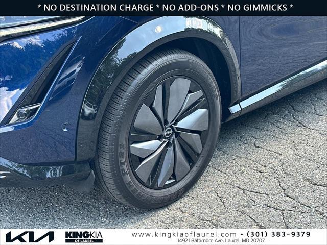 Photo of 2023 Deep Ocean Blue Pearl/Black Diamond Pearl Nissan ARIYA
