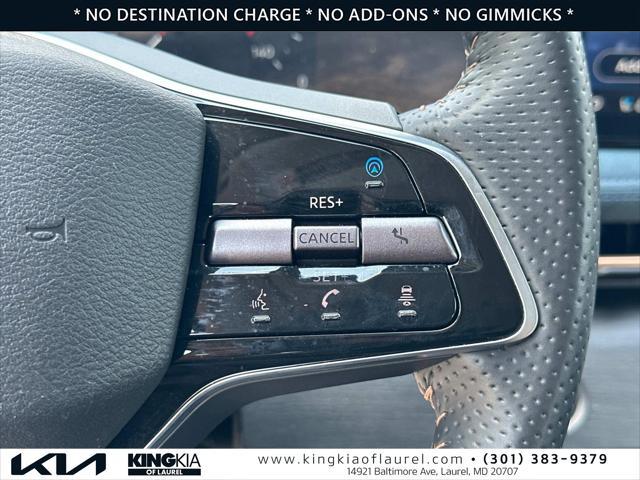 Photo of 2023 Deep Ocean Blue Pearl/Black Diamond Pearl Nissan ARIYA