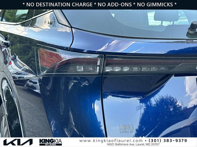 Photo of 2023 Deep Ocean Blue Pearl/Black Diamond Pearl Nissan ARIYA