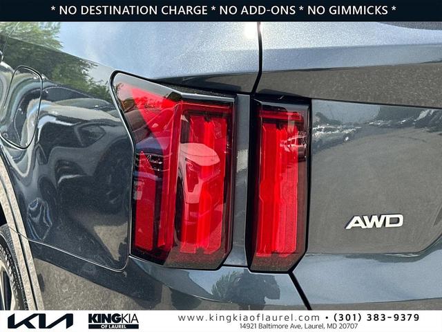 Photo of 2022 Gravity Grey Kia Sorento