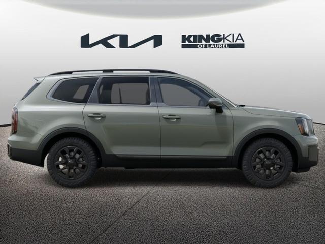 Photo of 2025 Green Kia Telluride