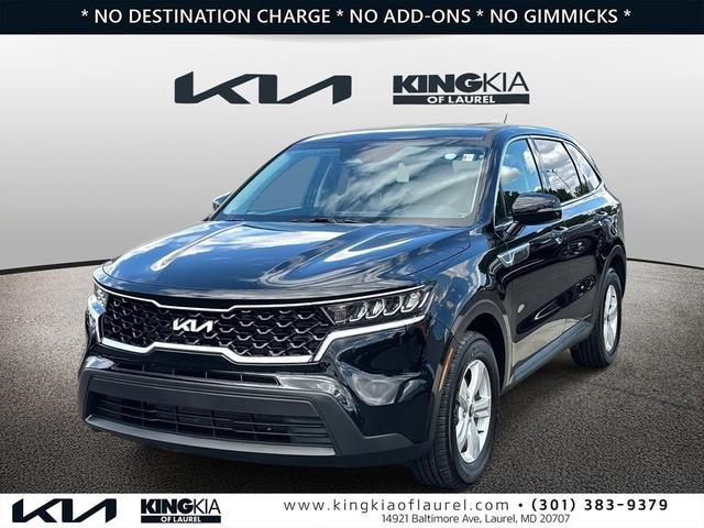 Photo of 2023 Ebony Black Kia Sorento