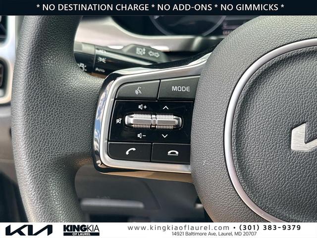 Photo of 2023 Ebony Black Kia Sorento