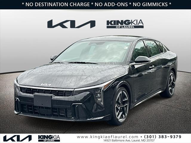 Photo of 2025 Aurora Black Pearl Kia K4
