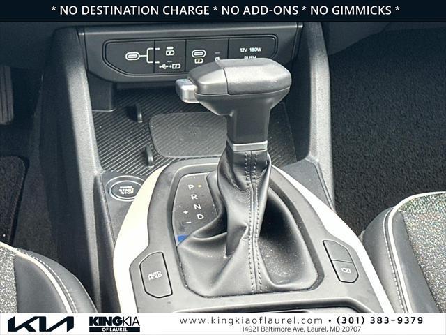 Photo of 2025 Aurora Black Pearl Kia K4