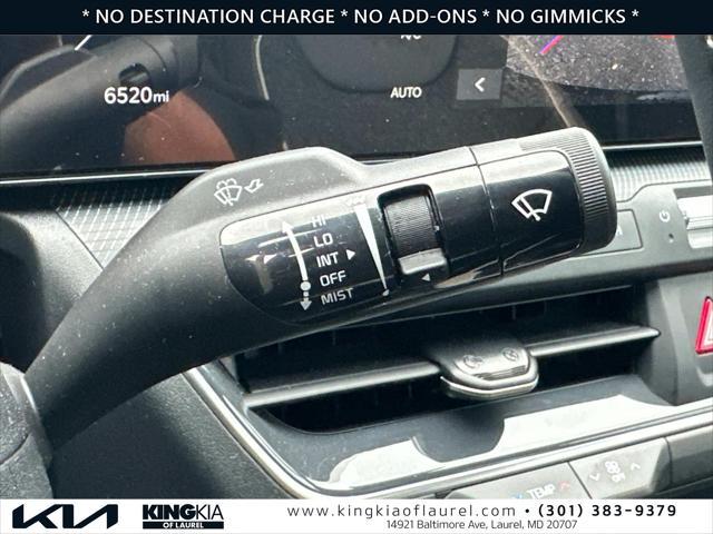 Photo of 2025 Aurora Black Pearl Kia K4