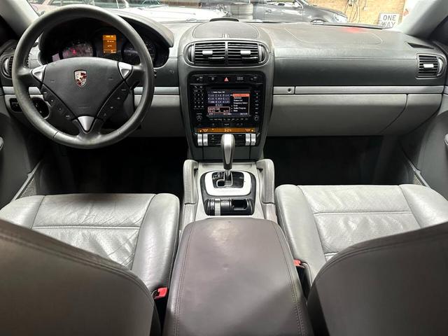 Photo of 2008 Black Porsche Cayenne