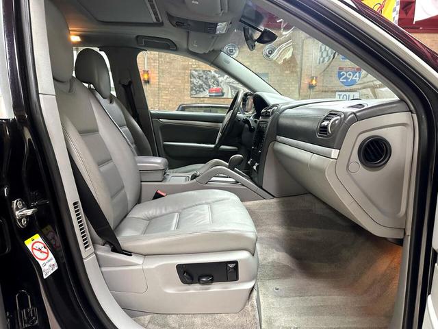 Photo of 2008 Black Porsche Cayenne