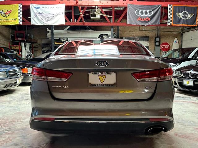 Photo of 2016 Gray Kia Optima