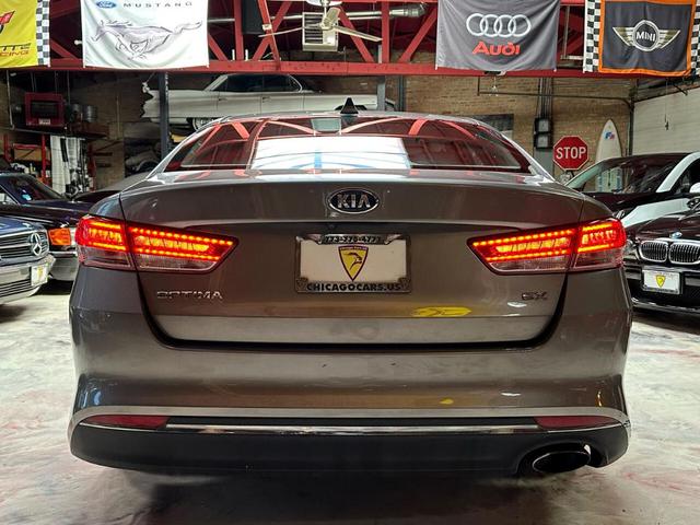 Photo of 2016 Gray Kia Optima