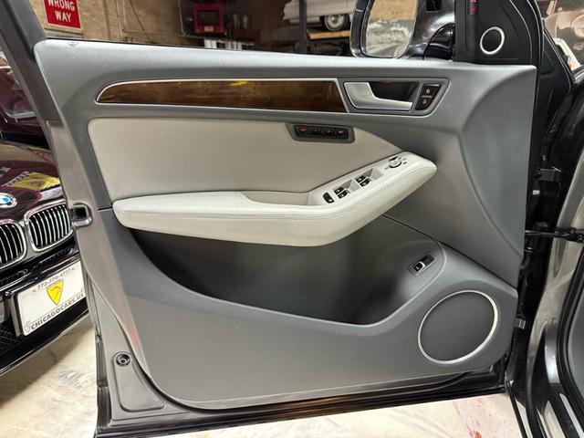 Photo of 2017 Daytona Gray Pearl Effect Audi Q5