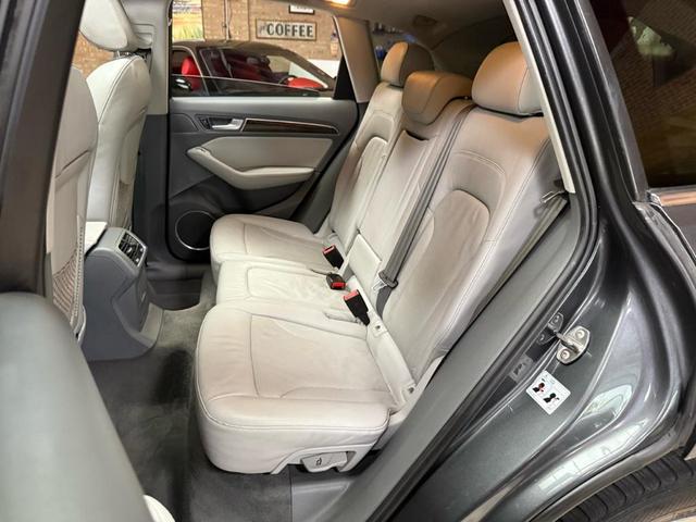 Photo of 2017 Daytona Gray Pearl Effect Audi Q5