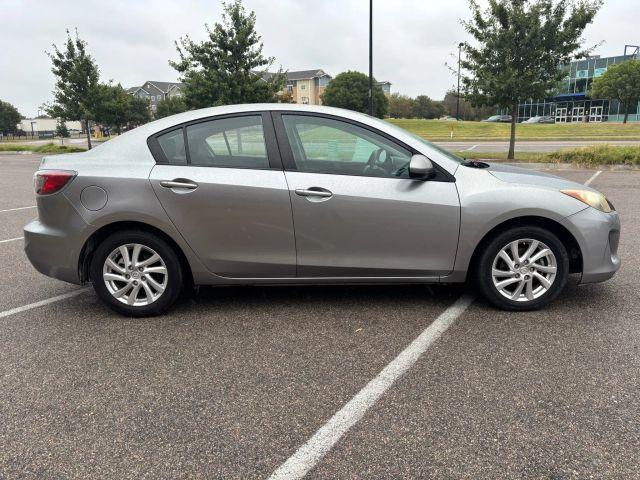 Photo of 2012 Liquid Silver Metallic Mazda Mazda3