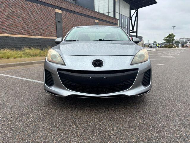 Photo of 2012 Liquid Silver Metallic Mazda Mazda3