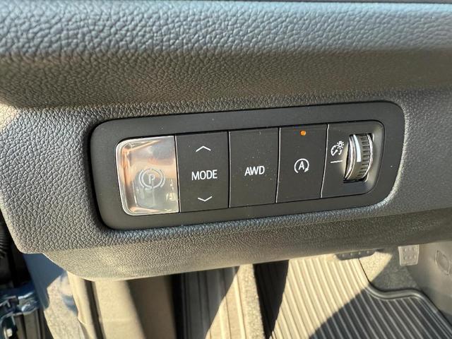 Photo of 2026 Lakeshore Blue Metallic Chevrolet Traverse