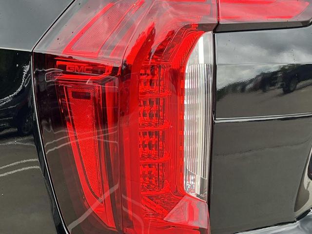 Photo of 2024 Onyx Black GMC Yukon