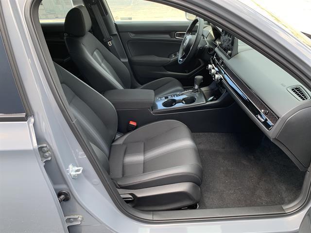 Photo of 2026 Urban Gray Pearl Honda Civic