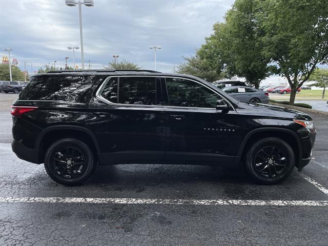 Photo of 2020 Mosaic Black Metallic Chevrolet Traverse
