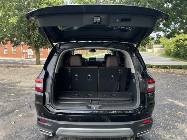 Photo of 2023 Crystal Black Pearl Honda Pilot