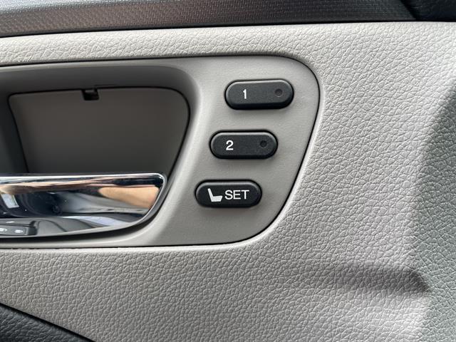 Photo of 2023 GRAY Honda Ridgeline