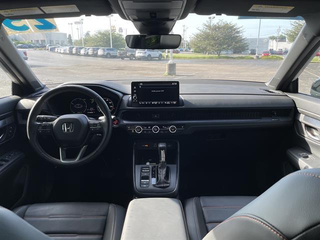 Photo of 2025 Platinum White Pearl Honda CR-V Hybrid